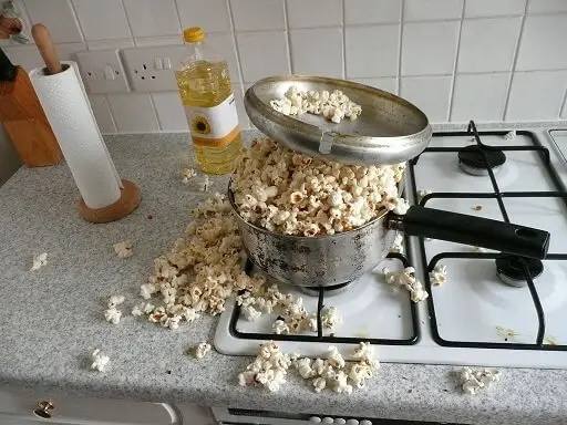 How To Pop Microwave Popcorn On The Stove