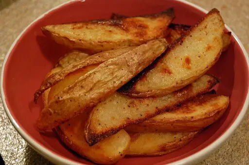 reheat-potato-wedges-in-An-Air-Fryer