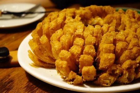 The Ultimate Guide On How To Reheat Bloomin Onion