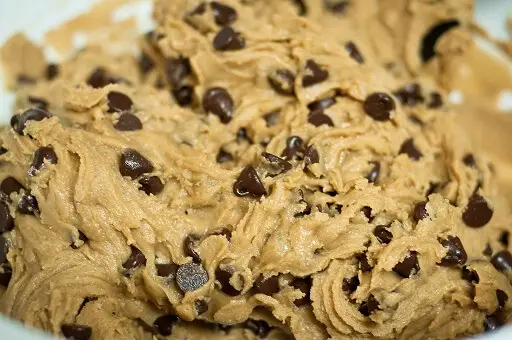 How Much Time Should You Microwave Cookie Dough? 