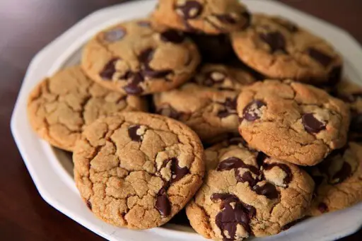 Dry microwaved cookies 