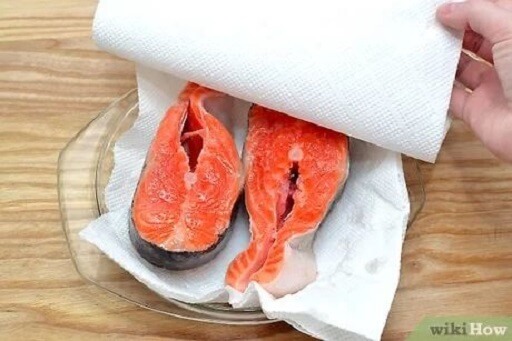 How to Defrost Salmon in Microwave?