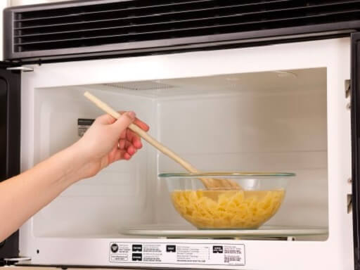 How Long Do You Cook Instant Ramen Noodles In The Microwave?