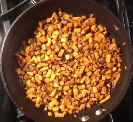 You can also reheat sweet potatoes with a pan - Source: Flickr