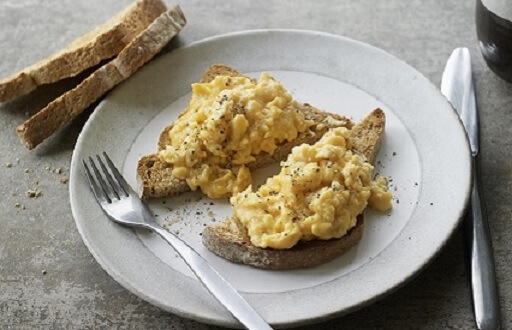 What Are Creamy Microwaved Scrambled Eggs?